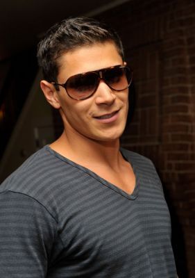 alex-meraz-carreravintagesunglasses.jpg